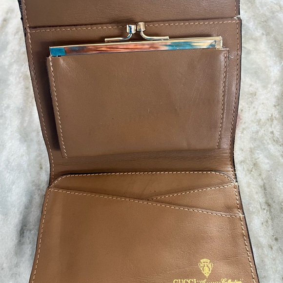 Gucci Tan Monogram Wallet with Gold Accent - Picture 6 of 7